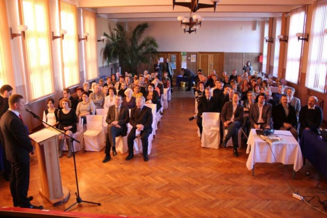 Przyznano wyróżnienia podczas Forum Organizacji Pozarządowych 2013 w Zawierciu.