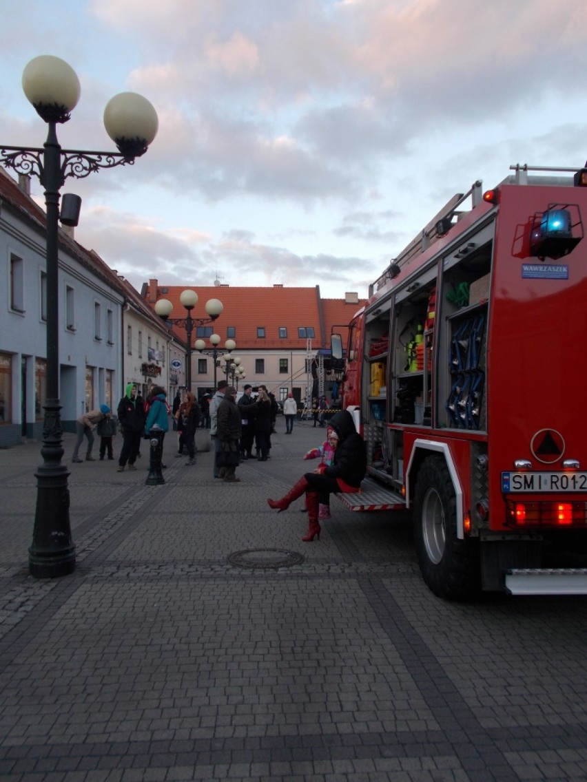 WOŚP 2014 w Mikołowie. Rynek opanowali straży i ratownicy medyczni