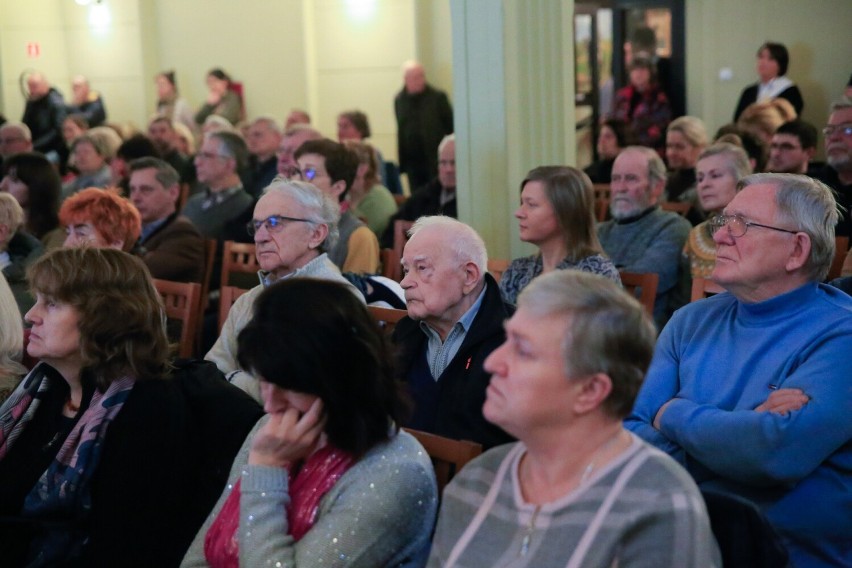 We wtorek 14 marca w Domu Kultury Burowiec odbyło się...