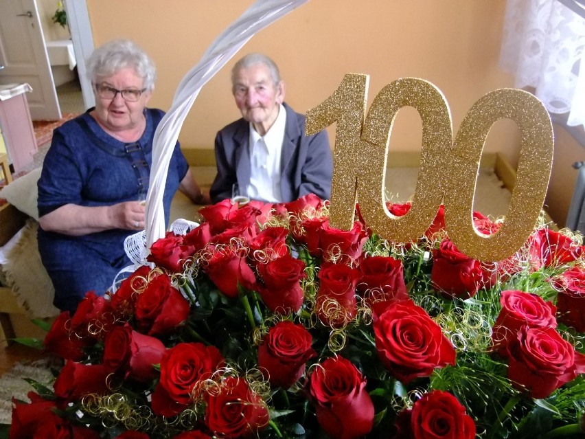 Rozalia Polak z Ostrego świętowała 100. urodziny [ZDJĘCIA]