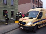 Wypadek w Leśnicy. 79-letnia kobieta nie żyje. Stoczył się na nią dostawczy opel
