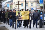 Męski różaniec publiczny w Piotrkowie już po raz 35. przeszedł ulicami miasta, 5.02.2022 - ZDJĘCIA