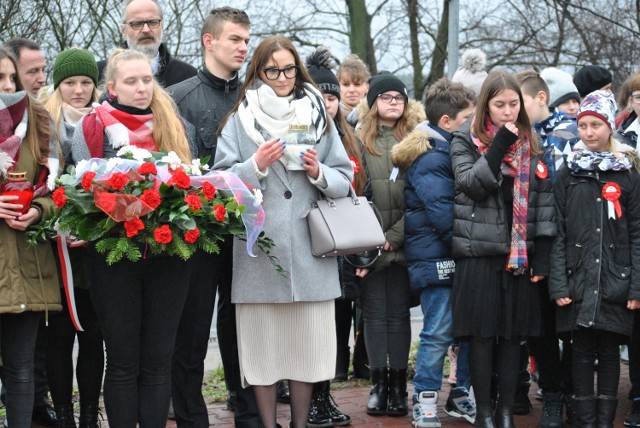 Odsłonięcie miejsca pamięci w Obrze [ZDJĘCIA]