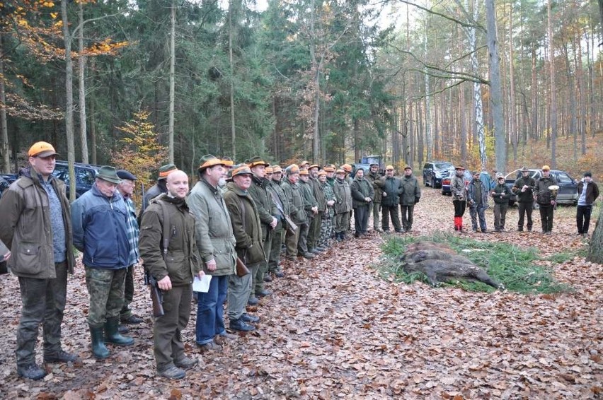 Chodzież: Obchody św. Huberta. Myśliwi uczcili dzień swego patrona