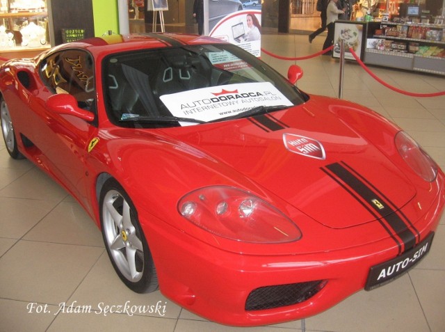 Ferrari 360 modena F1 z silnikiem o mocy 400 KM. Fot. Adam Sęczkowski