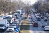 Strefa Czystego Transportu w Warszawie. Ile samochodów nie wjedzie do centrum? Są pierwsze wyliczenia