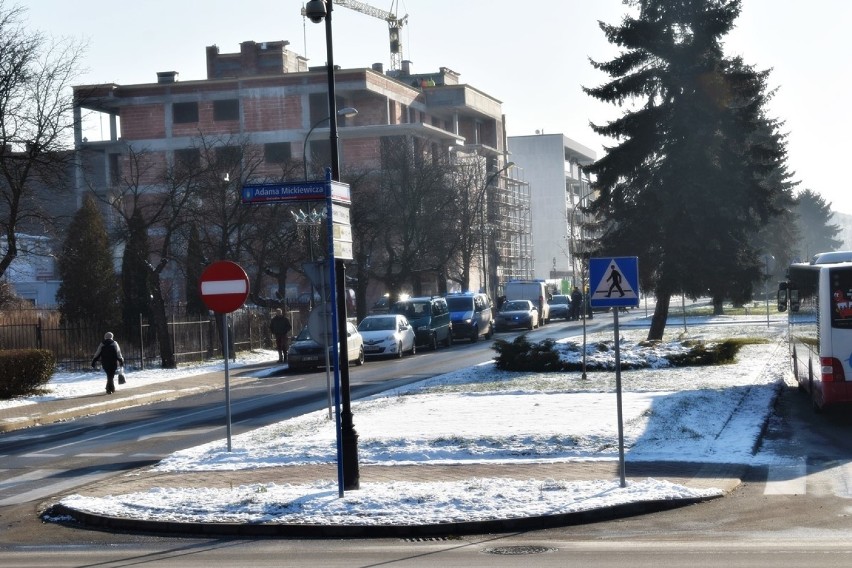 Nowy Sącz wypadek na Al. Wolności. Potrącona zabrana do szpitala