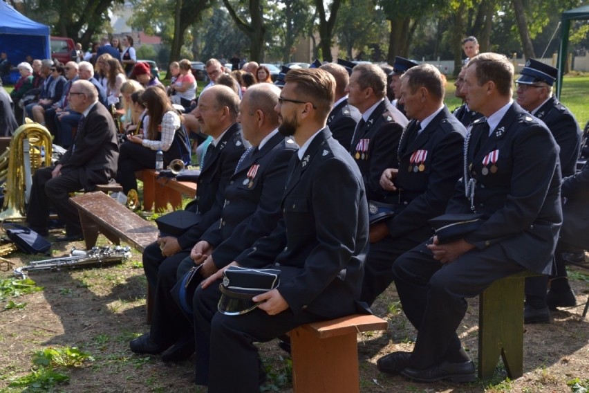 W Wielgiem można było usłyszeń najpiękniejsze utwory patriotyczne w wykonaniu orkiestr dętych [zdjęcia]