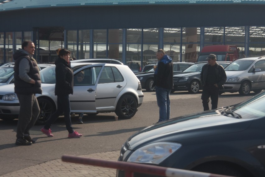 Giełda samochodowa w Mysłowicach - sprawdź ceny za używane auta [ZDJĘCIA OFERT]