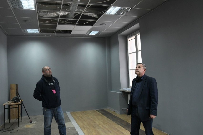 Kieleccy fotograficy i Wojewódzki Dom Kultury w Kielcach zapowiadają otwarcie nowej galerii U Strasza [WIDEO, ZDJĘCIA]