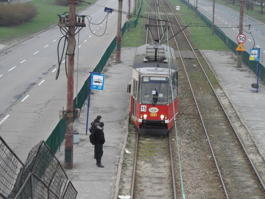 Zawieszone zostało kursowanie linii nr 15 między pętlą w...