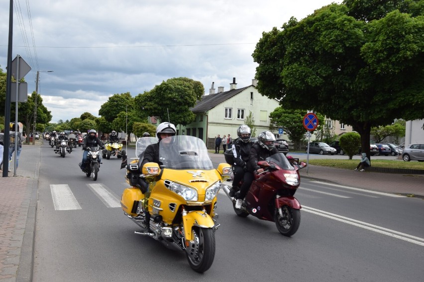 Parada motocykli 2022 w Zduńskiej Woli. Piknik motocyklowy ZDJĘCIA I FILM