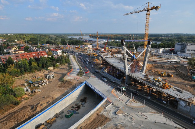 Budowa mostu we wrześniu 2012