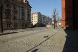 Opustoszała Legnica, mieszkańcy boją się koronawirusa [ZDJĘCIA] 