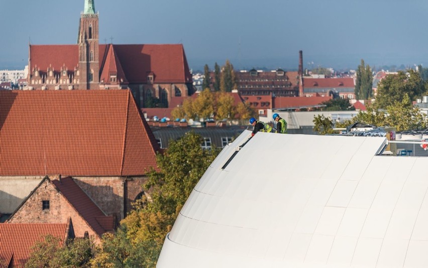 OVO Wrocław pnie się w górę [zdjęcia]