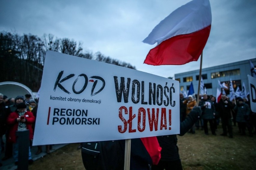 Manifestacja KOD w Gdyni