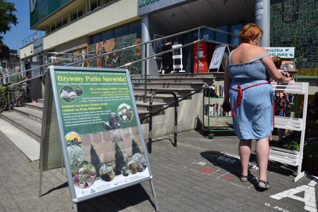 Wojewódzka i Miejska Biblioteka Publiczna w Zielonej Górze wychodzi do mieszkańców z ofertą wakacyjnych wydarzeń. Co będzie się działo w placówce przez najbliższe letnie miesiące? Nie zabraknie akcji dla starszych i młodszych czytelników.