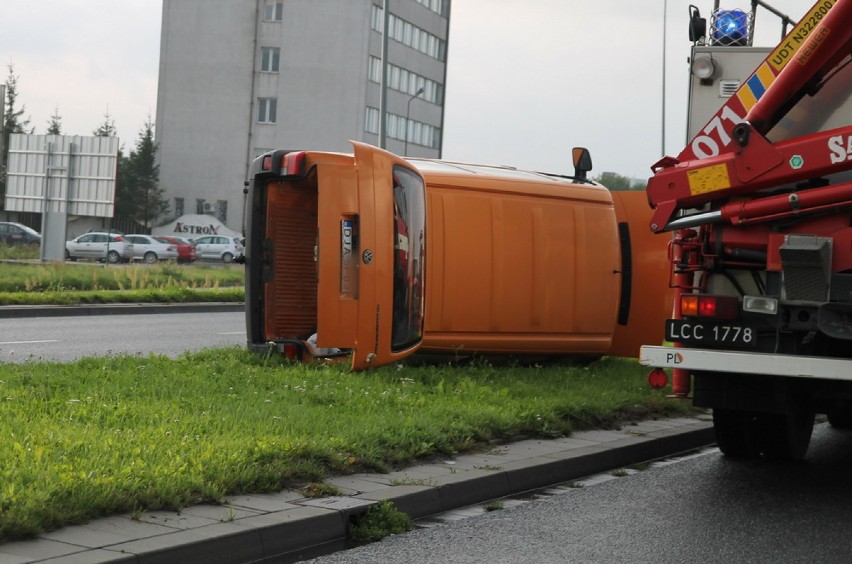 Wypadek na Jaworzyńskiej w Legnicy (ZDJĘCIA)