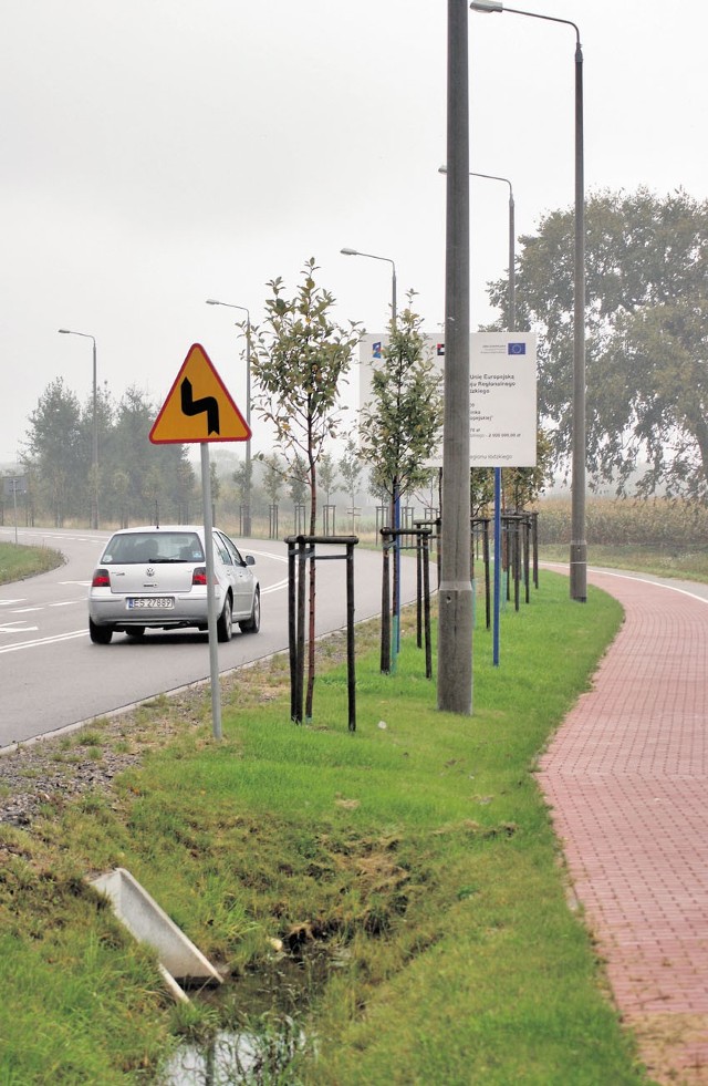 Wschodnia obwodnica miasta posiada też ścieżkę rowerową