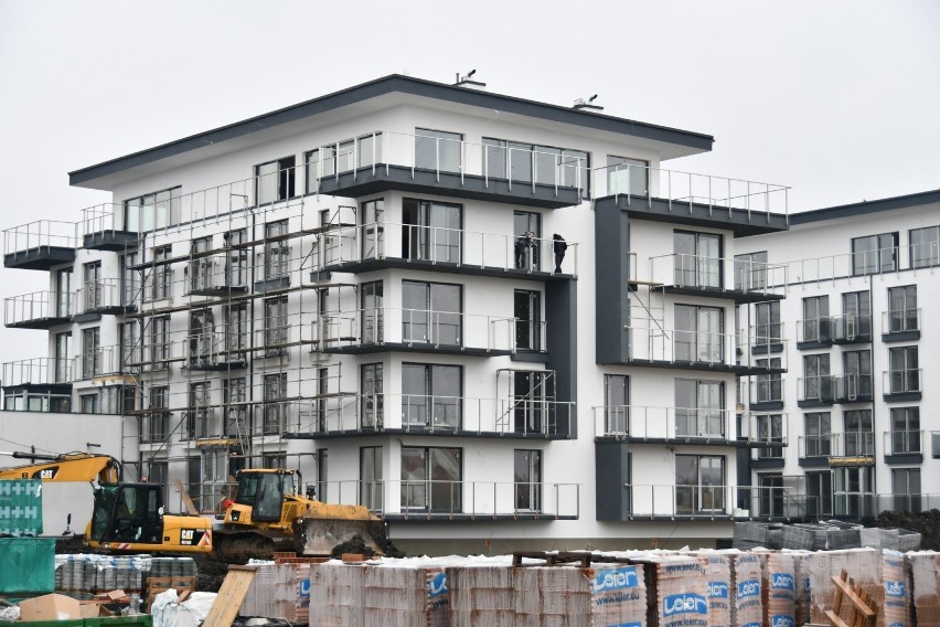 Apartamentowce "w Zdroju" mają być gotowe już latem 2023.