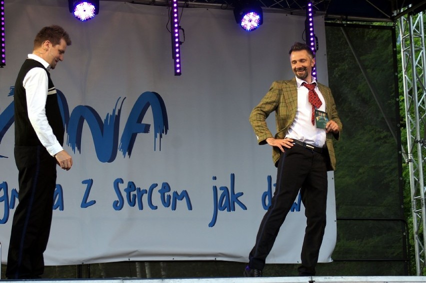 Tłumy na występie Kabaretu Młodych Panów w Gogołowej