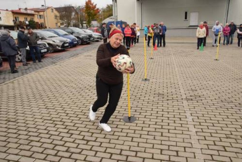 Olimpiada koziegłowskich seniorów. Dobra zabawa ZDJĘCIA 