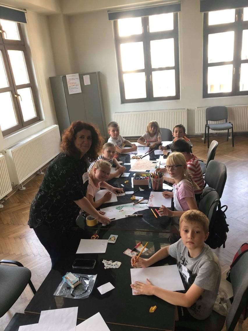 Dzieci w Mysłowicach biorą udział w ciekawych zajęciach...