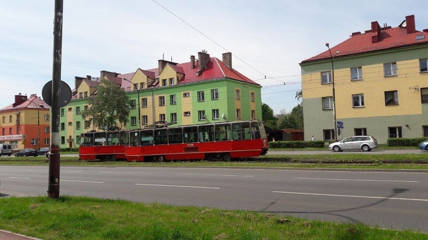 Dąbrowa Górnicza: wykolejenie w Gołonogu. Nie jeżdżą tramwaje ZDJĘCIA