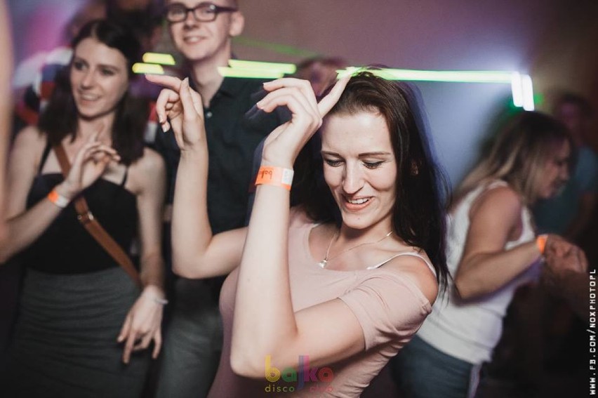 Zobacz także: Tak się bawiliście w Bajka Disco Club w...