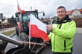 Trwa rolniczy protest w powiecie poddębickim. Blokady potrwają do środowego przedpołudnia ZDJĘCIA