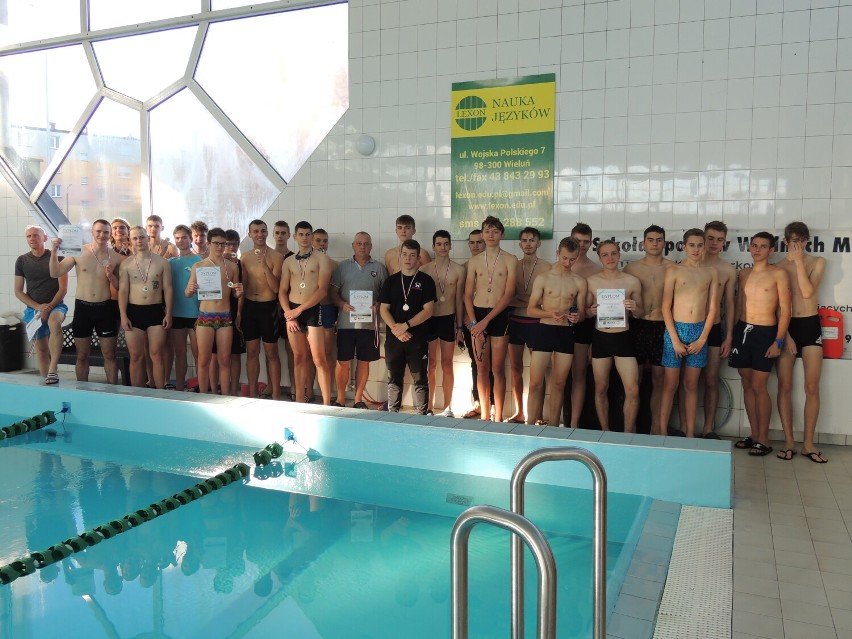 Mistrzostwa powiatu wieluńskiego szkół ponadpodstawowych w pływaniu