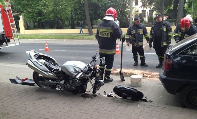 16 maja na skrzyżowaniu ulic Kasprowicza i Potockiego motocykl ...