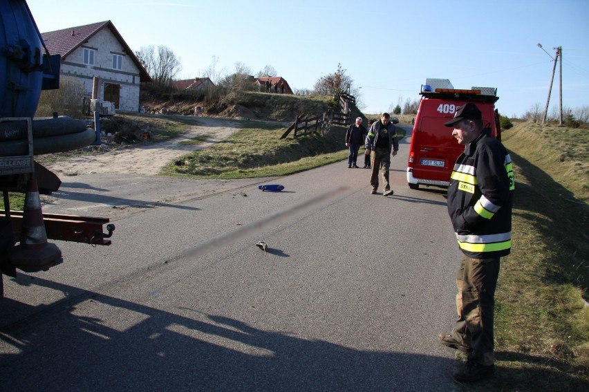 Ciężarówka potrąciła 8-latka. Dziecko zmarło