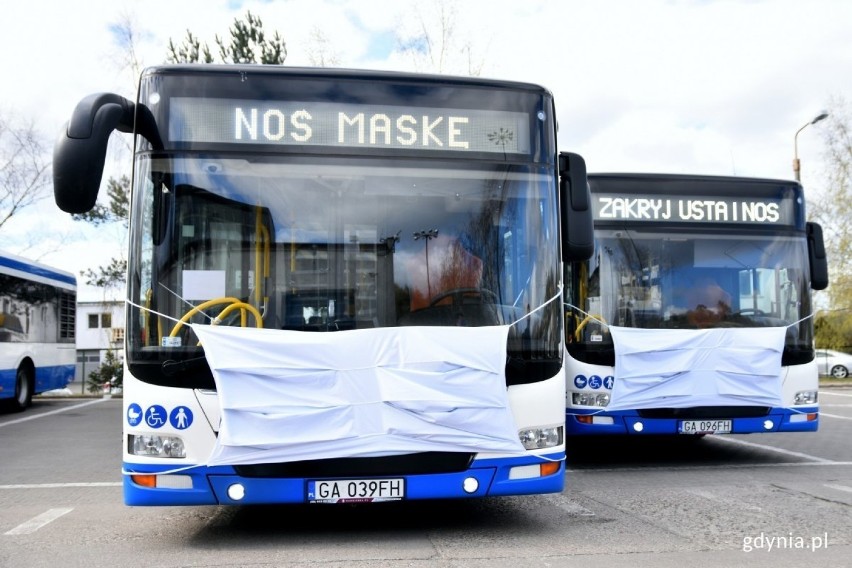 Gdynia: Kierowcy autobusów i trolejbusów boją się koronawirusa, ale nie ma zgody na dodatkowe środki bezpieczeństwa. Będzie paraliż kursów?