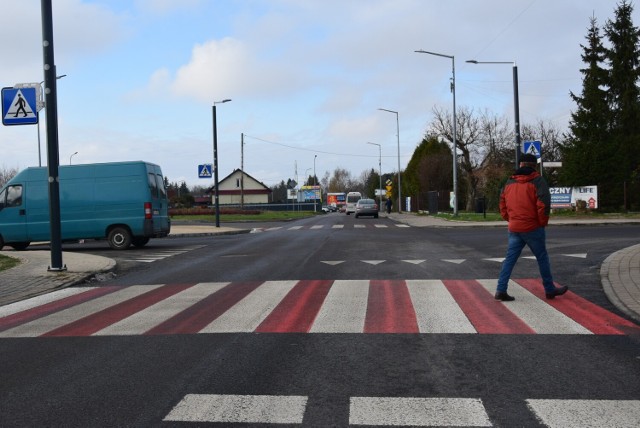 Zakończyła się przebudowa pięciu przejść dla pieszych w rejonie Specjalistycznego Szpitala Ducha Świętego w Sandomierzu.