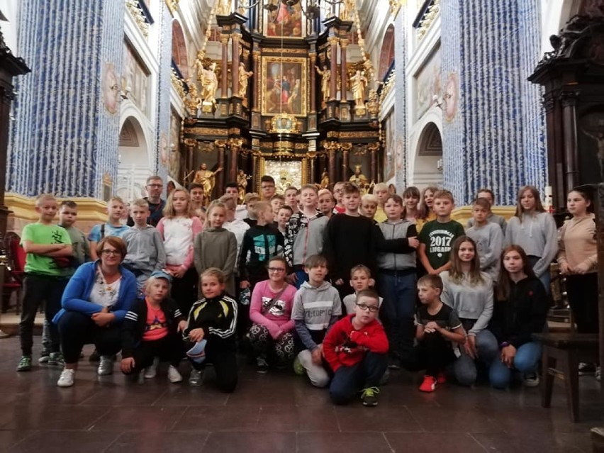 Dzieci i młodzież z parafii pw. św. Wojciecha w Wągrowcu wypoczywa na Mazurach 