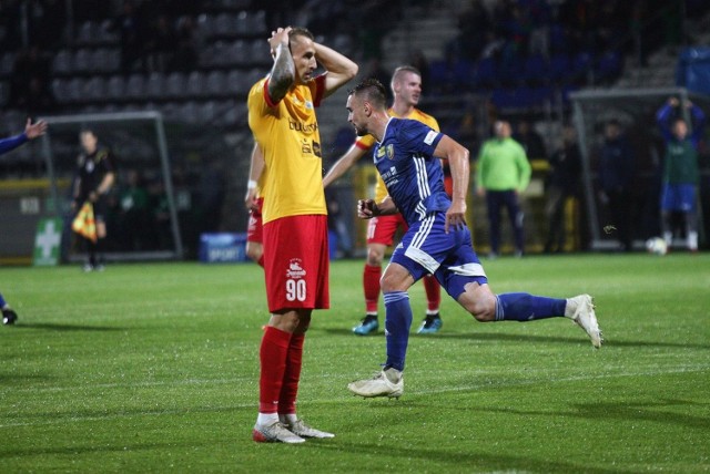 18.10.2019 legnica mecz i liga pilka nozna miedz legnica - stomil olsztyn 4 : 1 zawodnicy miedzianka w niebieskich strojach nz marcin warcholak
gazeta wroclawska
piotr krzyzanowski/polska press grupa