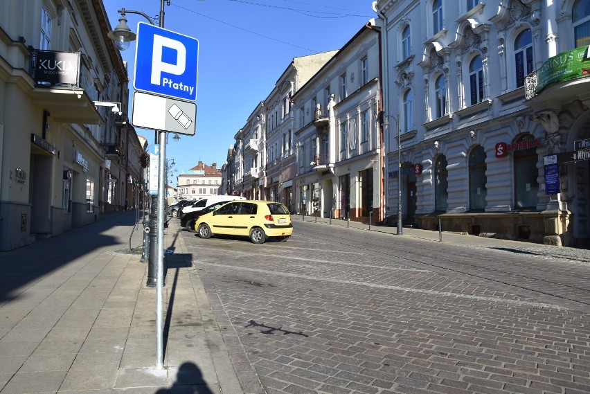 Koronawirus. Do końca kwietnia nie będzie kontroli biletów parkingowych w Tarnowie