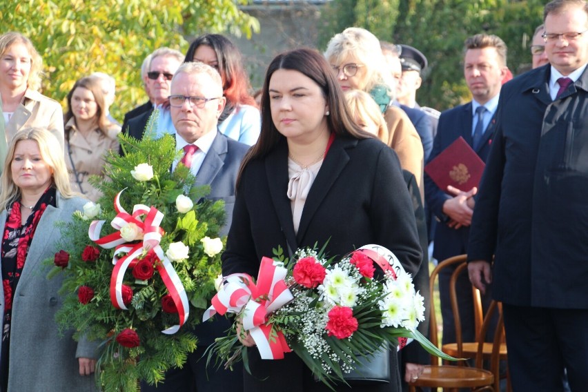 Uroczyste obchody upamiętniające 130. rocznicę urodzin generała Władysława Andersa odbyły się 14 października w Krośniewicach