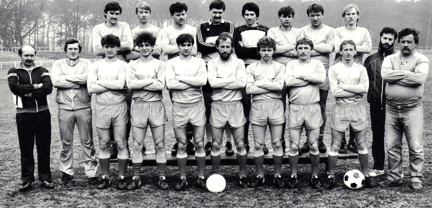 Piłkarze Lechii Zielona Góra w sezonie 1986/1987 awansowali...