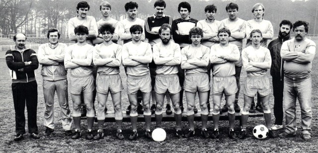 Piłkarze Lechii Zielona Góra w sezonie 1986/1987 awansowali do ćwierćfinału Pucharu Polski.