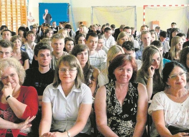 Grono pedagogiczne i uczniowie ZSZ nr 3 - technikum tej szkoły zajęło rok temu w Łódzkiem 1. miejsce, teraz 4.