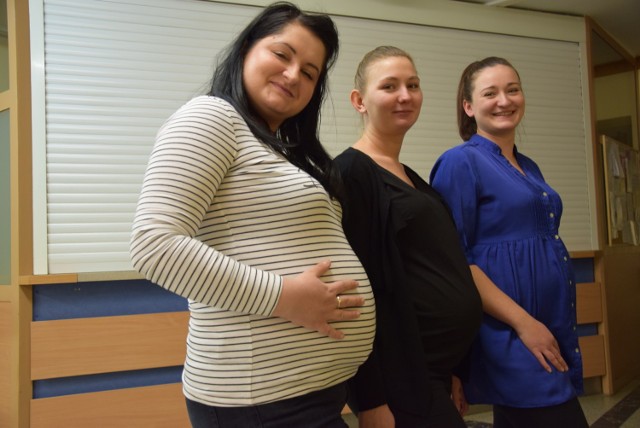 (Od lewej) Katarzyna, Marta i jej siostra Joanna - wszystkie panie chciałyby urodzić w oświęcimskim szpitalu. Tylko czy zdążą?