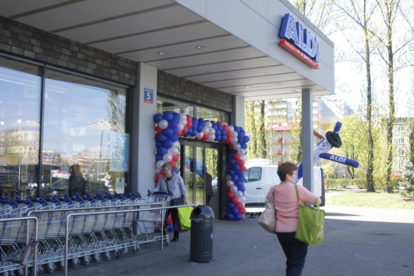 Średnia cena koszyka z zakupami: 282,75 zł

Podwyżka w...