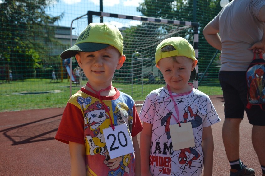 Szczekanica Central Park w Piotrkowie, konkurs sportowy dla...