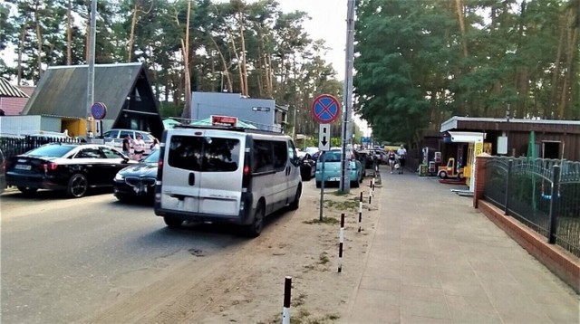 Na przebudowę ulicy Dominickiej czekano od wielu lat. Gdy roboty drogowe ruszyły do gminy Włoszakowice wpłynęła petycja w sprawie przebudowy ulicy w Boszkowie. Podpisało ją 61 przedsiębiorców. Ich zdaniem projekt przebudowy ulicy Dominickiej należy zmodyfikować. Wszystko to, dzieje się już podczas przebudowy ważnej ulicy w letnisku.