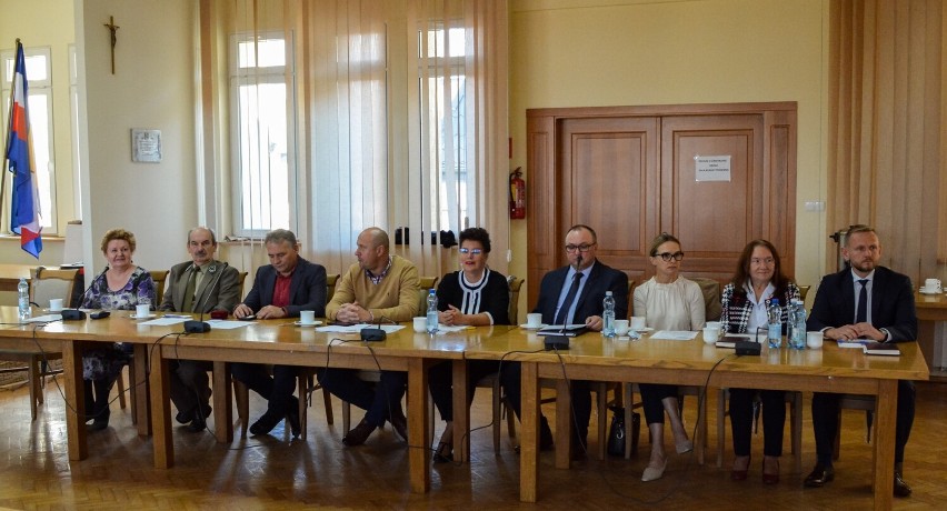 Samorządowcy z powiatu rypińskiego odznaczeni przez ministra obrony narodowej
