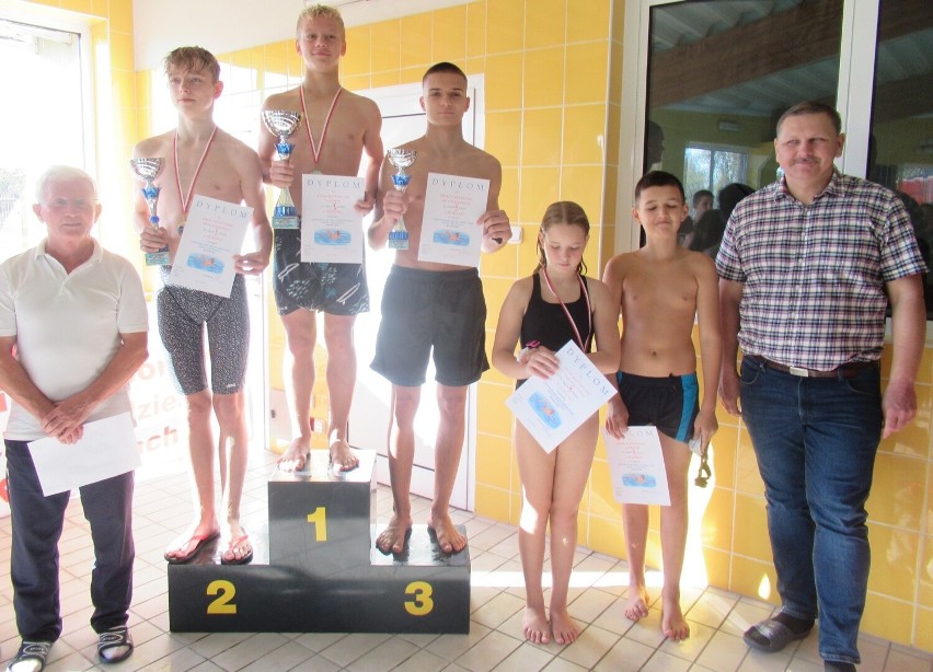 Gminne Mistrzostwa w Pływaniu. Najlepsi okazali się uczniowie Szkoły Podstawowej w Różycy