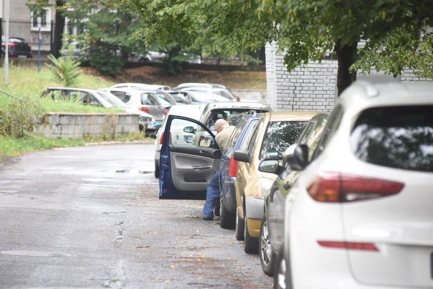 Aut na zielonogórskich ulicach wciąż przybywa. Czy będzie...