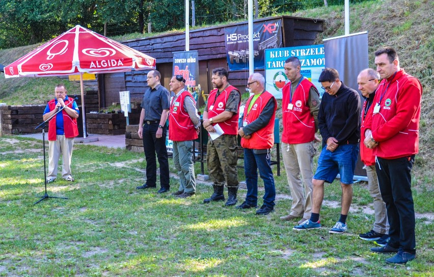 Szamotuły. I Mistrzostwa Wielkopolski w Strzelaniu z Broni Historycznej [ZDJĘCIA]